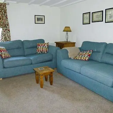 Summer Cottage, Grange-over-sands Grange-over-Sands